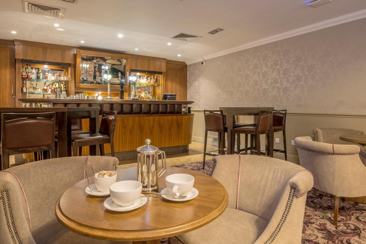 Macdonald Frimley Hall Hotel & Spa Camberley Esterno foto